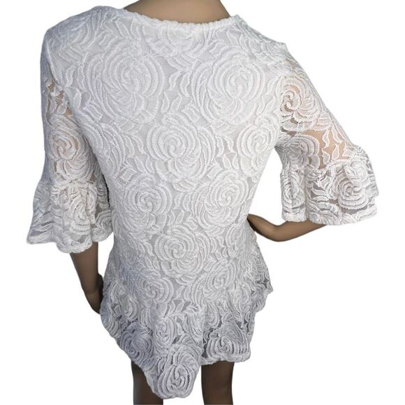 Shannon Ford New York Lace Blouse With Floral Design and Flowy Hems - Picture 3 of 5